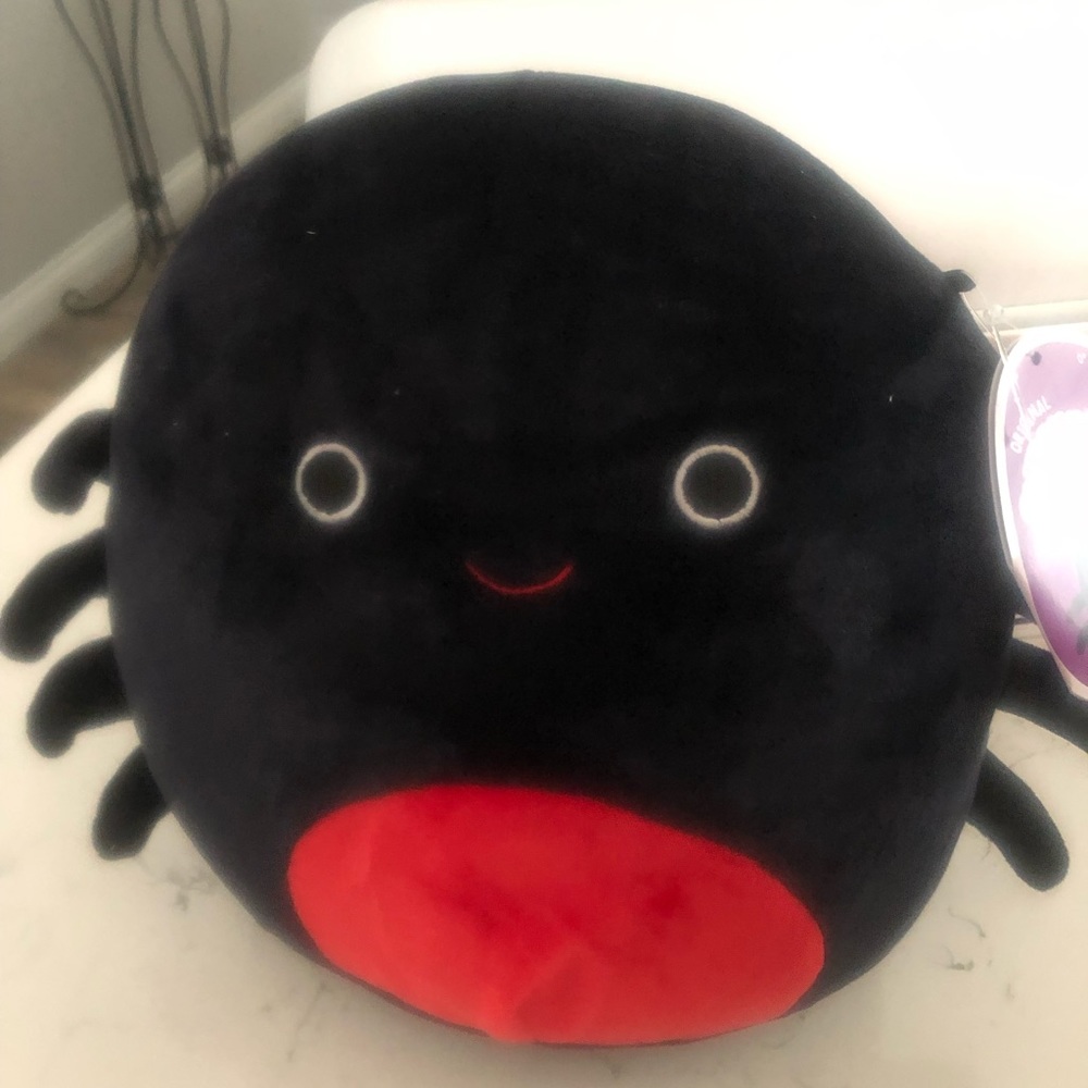 Squishmallow Bella the spider